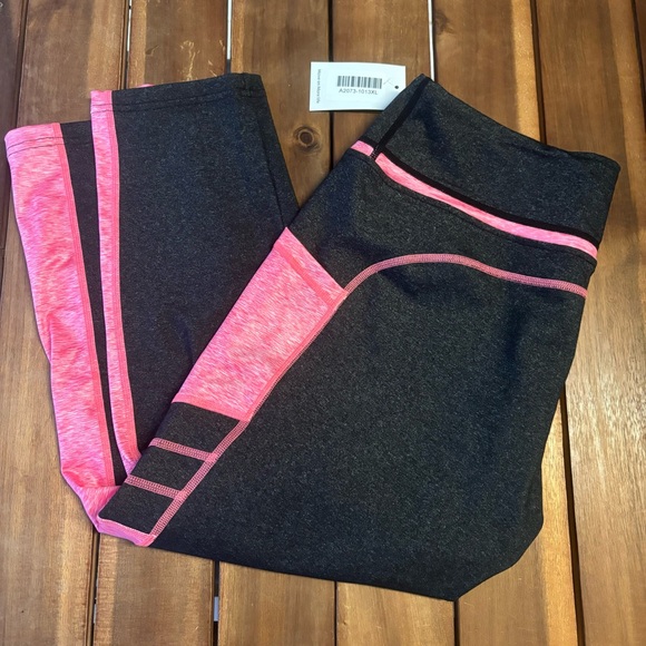 Sugar Pocket High-waist grey and pink capri yoga leggings with pockets, NWT, XL - Picture 8 of 13